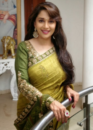 Madhuri Dixit 身長・体重・経歴・浮気・彼氏・ブラサイズ